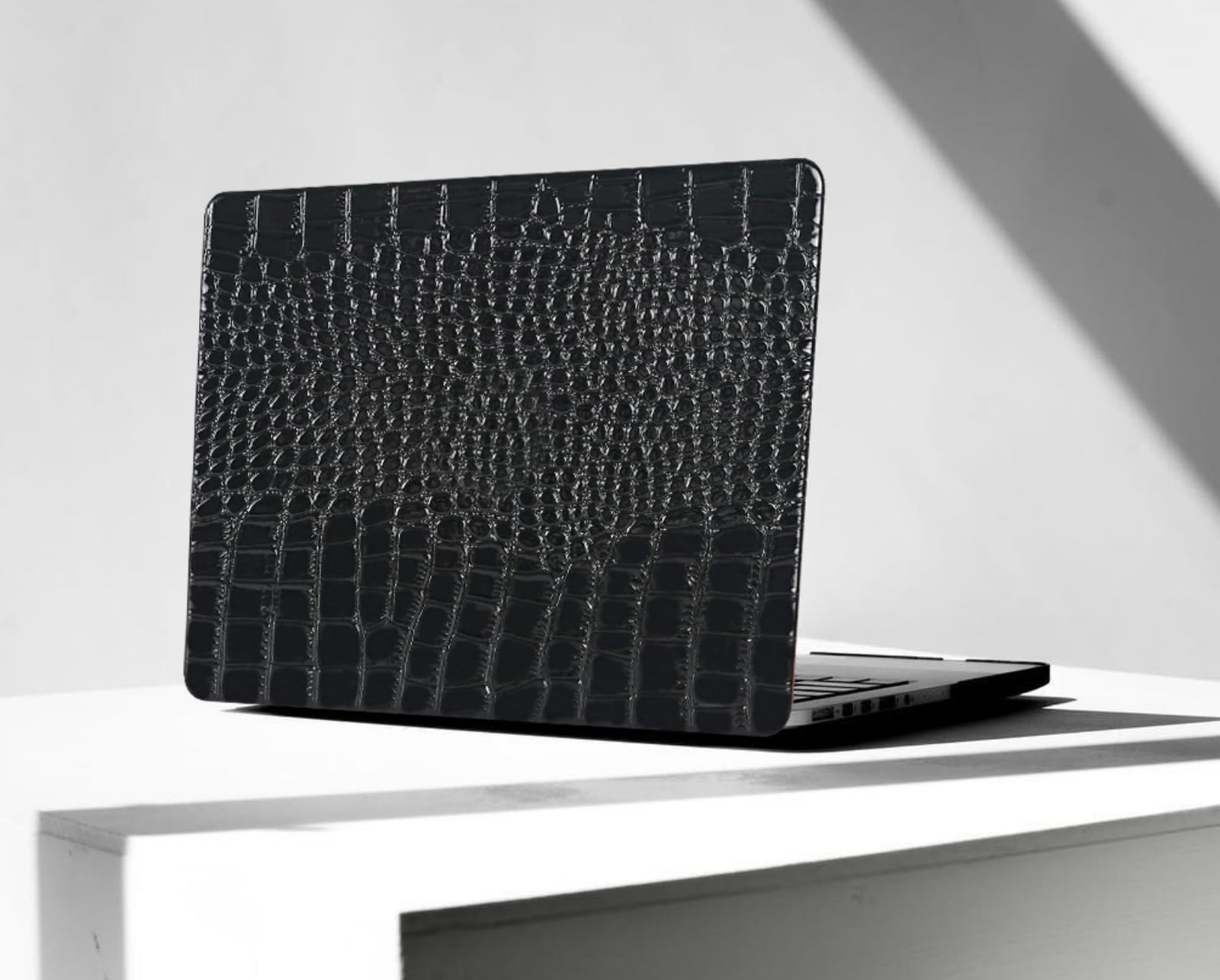 Amazon.com: KEROM Compatible for MacBook Air 13 inch Case 2026 M5 Amazon.com: KEROM Compatible for MacBook Air 13 inch Case 2026 M5